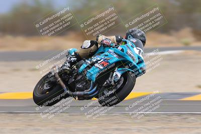 media/Sep-10-2022-SoCal Trackdays (Sat) [[a5bf35bb4a]]/Turn 6 (1140am)/